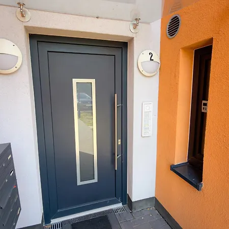 Immostay #3 - Penthouse Mit Zwei Balkonen & Seeblick, Parking & Wifi * Bremen