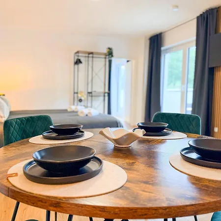 Apartment Immostay #3 - Penthouse Mit Zwei Balkonen & Seeblick, Parking & Wifi Bremen