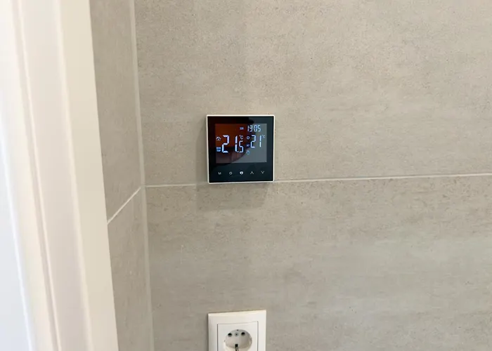 Immostay #3 - Penthouse Mit Zwei Balkonen & Seeblick, Parking & Wifi Bremen