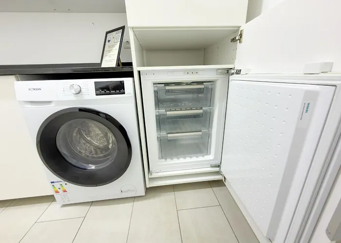 Apartment Immostay #3 - Penthouse Mit Zwei Balkonen & Seeblick, Parking & Wifi *