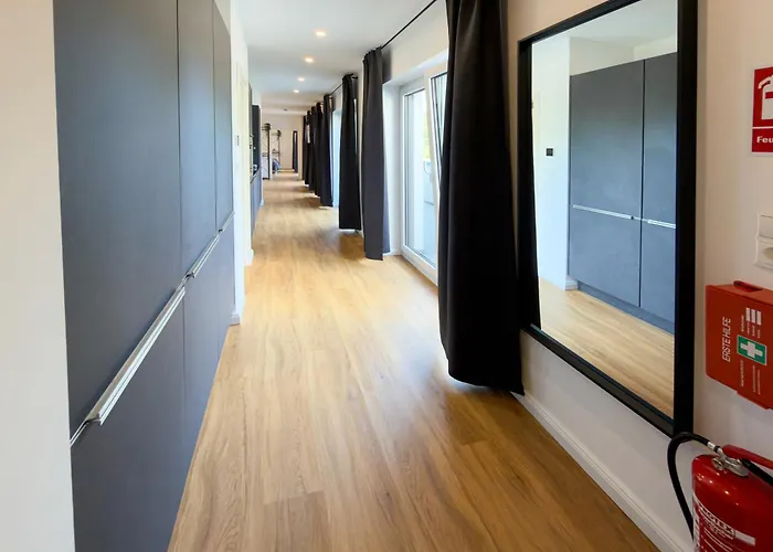 Immostay #3 - Penthouse Mit Zwei Balkonen & Seeblick, Parking & Wifi *