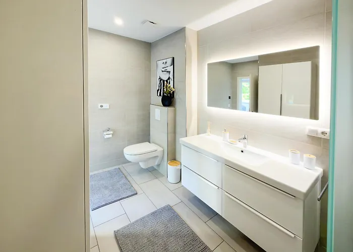 Apartment Immostay #3 - Penthouse Mit Zwei Balkonen & Seeblick, Parking & Wifi *