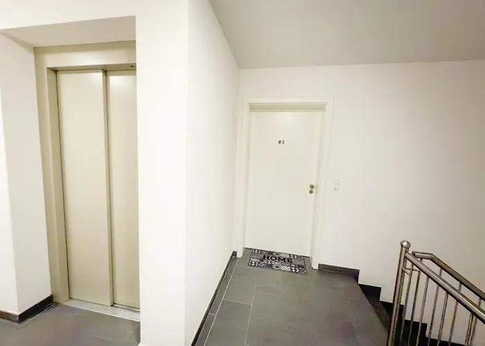 Immostay #3 - Penthouse Mit Zwei Balkonen & Seeblick, Parking & Wifi Apartment