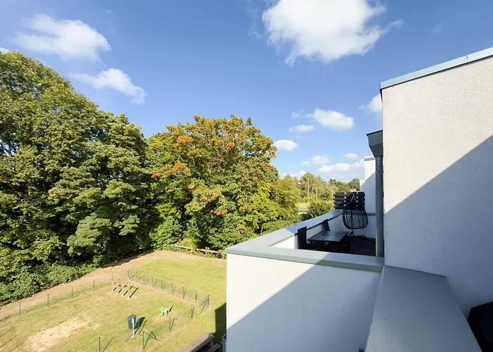 Immostay #3 - Penthouse Mit Zwei Balkonen & Seeblick, Parking & Wifi Bremen