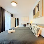 Immostay #3 - Penthouse Mit Zwei Balkonen&seeblick, Parking&wifi Apartment Bremen