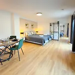 Apartment Immostay #3 - Penthouse Mit Zwei Balkonen&seeblick, Parking&wifi Bremen