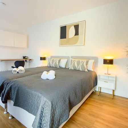 Apartamento Immostay #3 - Penthouse Mit Zwei Balkonen & Seeblick, Parking & Wifi