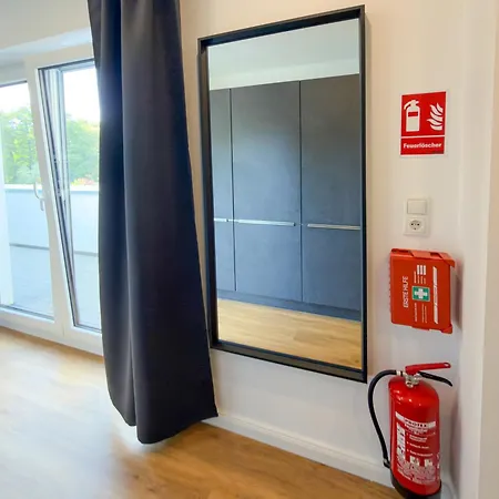 Immostay #3 - Penthouse Mit Zwei Balkonen & Seeblick, Parking & Wifi