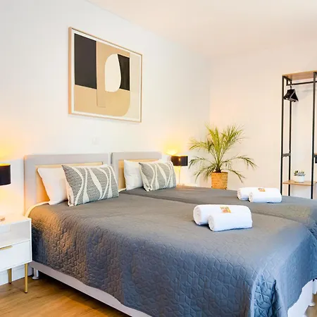 Apartamento Immostay #3 - Penthouse Mit Zwei Balkonen & Seeblick, Parking & Wifi Brema