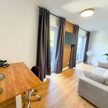 アパート Immostay #3 - Penthouse Mit Zwei Balkonen & Seeblick, Parking & Wifi
