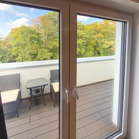Immostay #3 - Penthouse Mit Zwei Balkonen & Seeblick, Parking & Wifi *