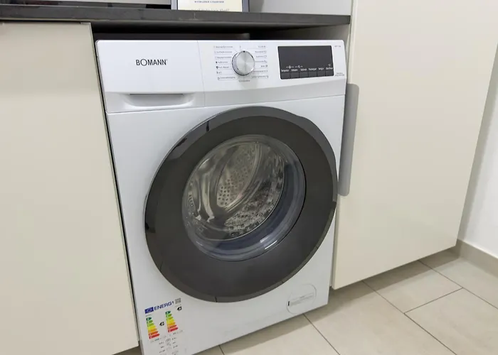 Immostay #3 - Penthouse Mit Zwei Balkonen & Seeblick, Parking & Wifi 公寓 *