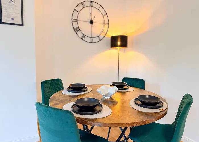 Immostay #3 - Penthouse Mit Zwei Balkonen & Seeblick, Parking & Wifi *